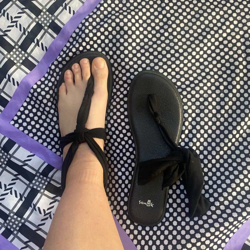 Sanuk Women's Yoga Sling Ella Flip Flop Size 7